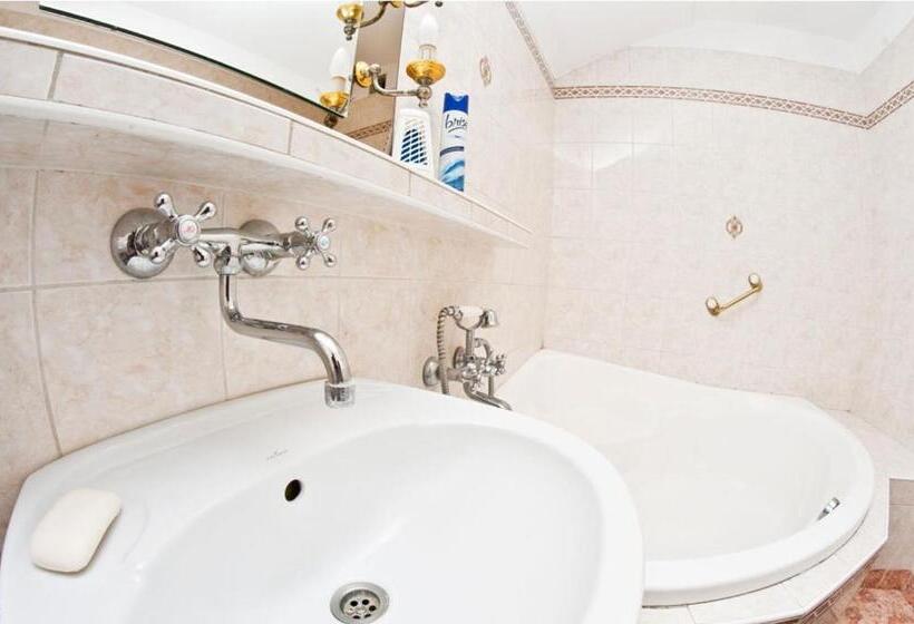 تختخواب و صبحانه Noclegi Złota Rybka