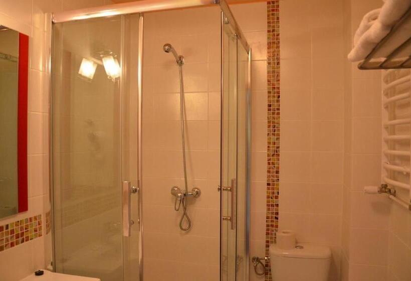 مبيت وإفطار Obiekt Tatar   Usługi Hotelarskie