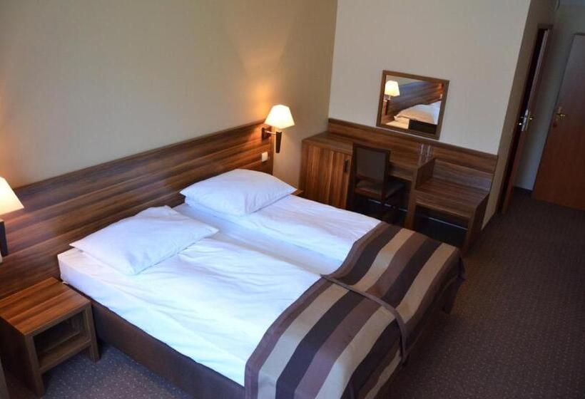 مبيت وإفطار Obiekt Tatar   Usługi Hotelarskie