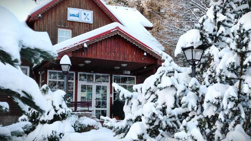 تختخواب و صبحانه Oro Cavallo