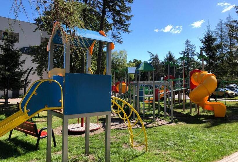 تختخواب و صبحانه Oå›rodek Promenada Faleza