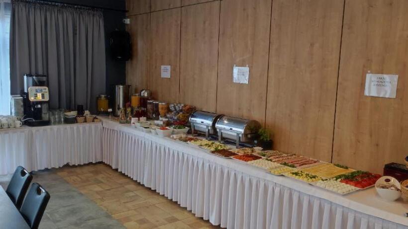 تختخواب و صبحانه Oå›rodek Promenada Faleza