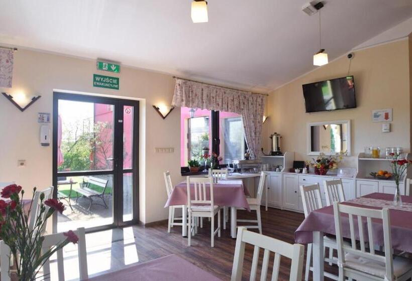 민박 Pensjonat Paskal