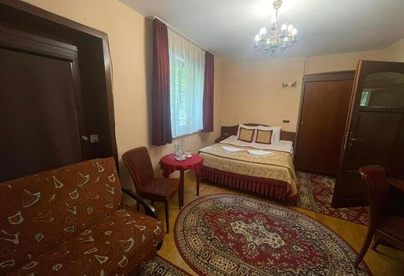 تختخواب و صبحانه Pensjonat Szach