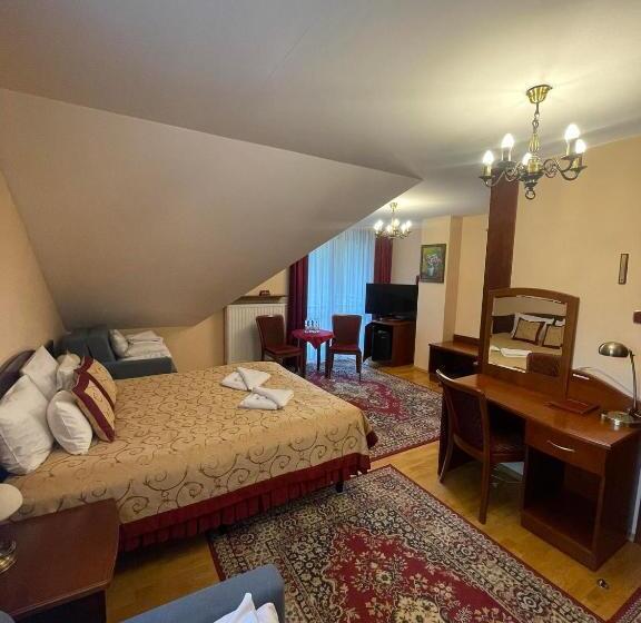 تختخواب و صبحانه Pensjonat Szach