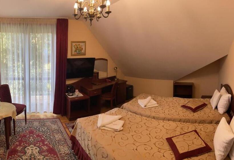 تختخواب و صبحانه Pensjonat Szach