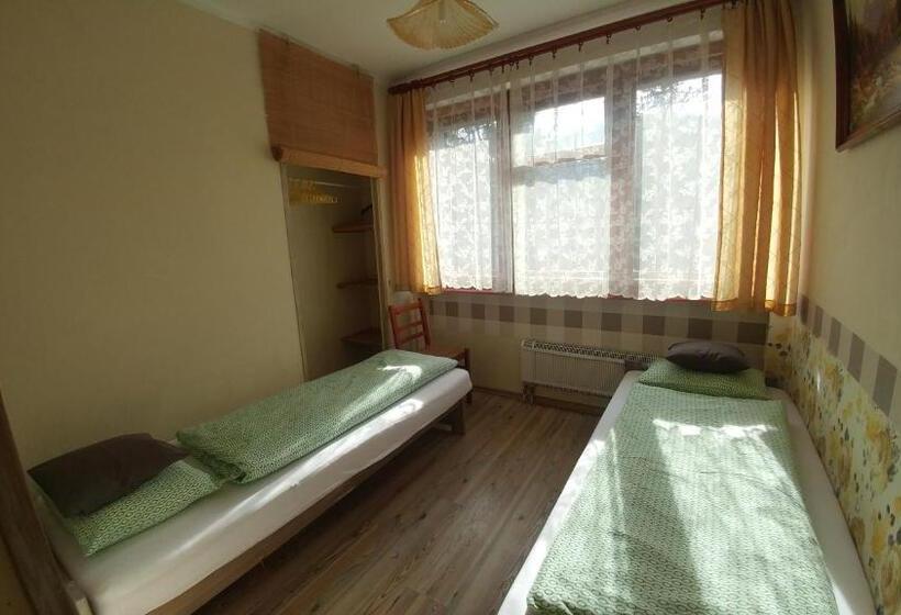 تختخواب و صبحانه Pod Klimczokiem I