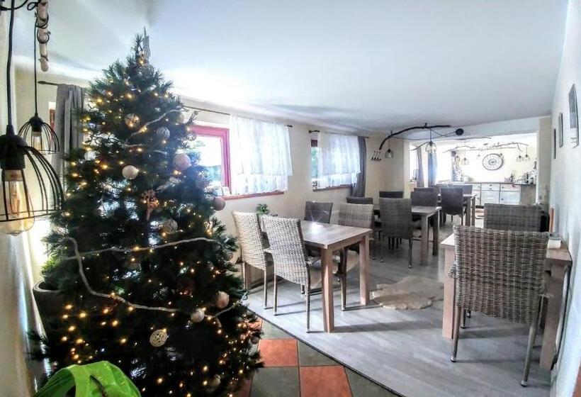 تختخواب و صبحانه Pod Klimczokiem I