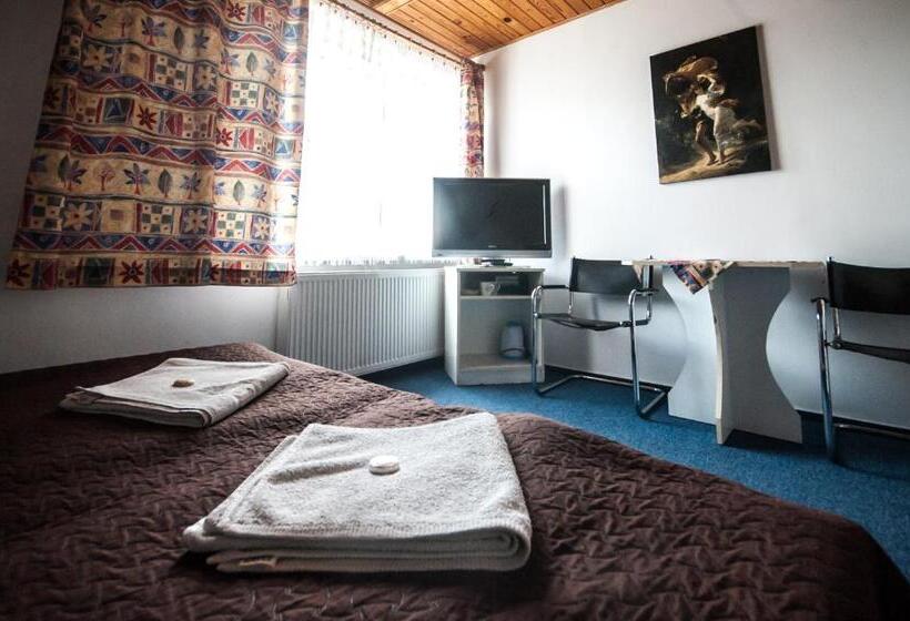 Bed and Breakfast Pokoje Gościnne Korsarz