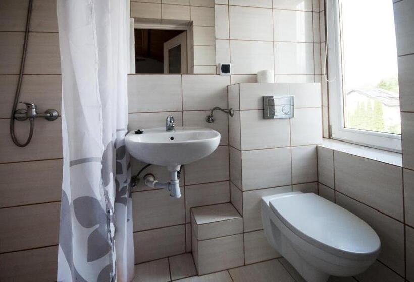 Bed and Breakfast Pokoje Gościnne Korsarz