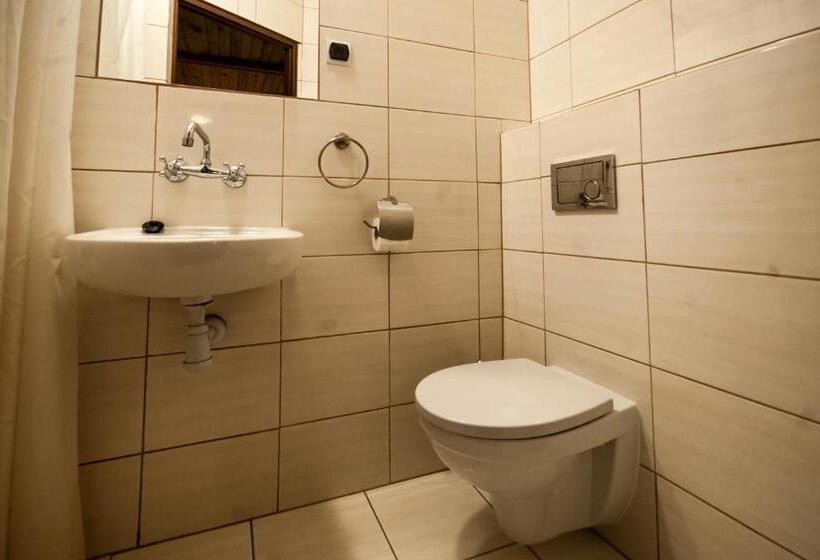 Bed and Breakfast Pokoje Gościnne Korsarz