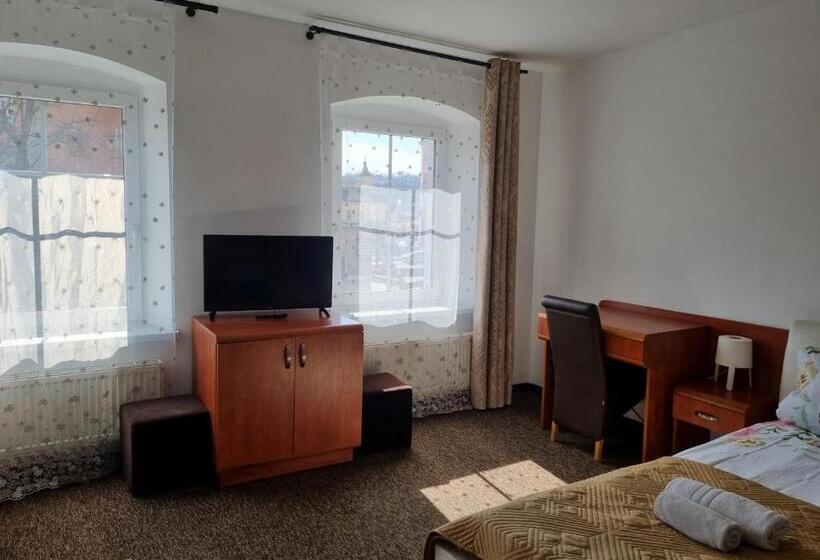 צימר Przy żelaznym Moście