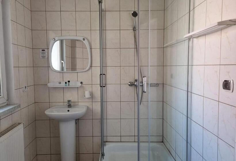 צימר Przy żelaznym Moście