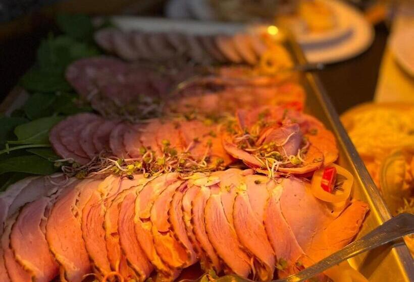 مبيت وإفطار Restauracja Noclegi Ruczaj