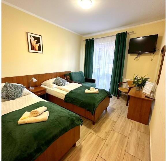 مبيت وإفطار Rezydencja Korab