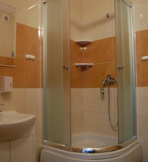 צימר Rezydencja Nad Wigrami Standard & Comfort Rooms