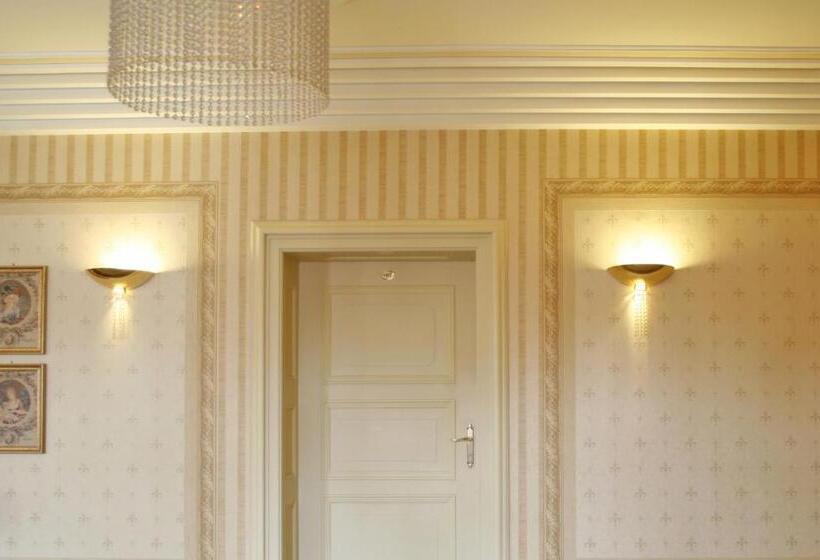 住宿加早餐 Rezydencja Willa Park & Restauracja