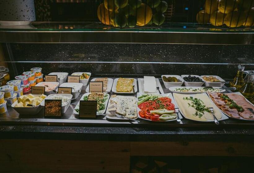 تختخواب و صبحانه Trybunalska