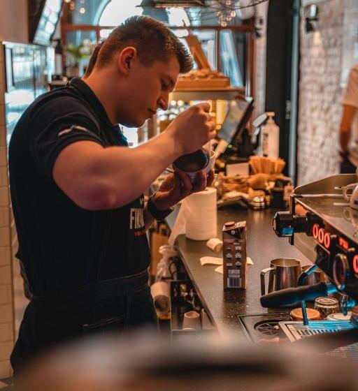 تختخواب و صبحانه Trybunalska