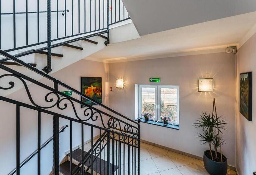 تختخواب و صبحانه Vena