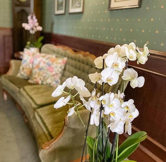 ベッドアンドブレックファースト Villa Antica