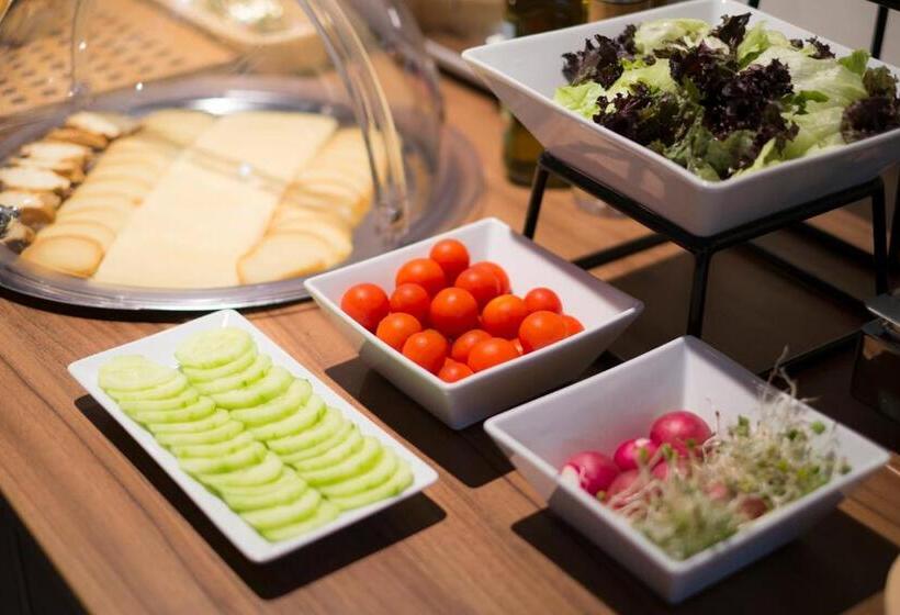 تختخواب و صبحانه Villa Belweder