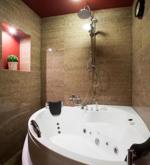 تختخواب و صبحانه Villa Cynamon