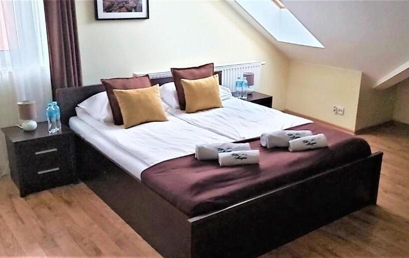 تختخواب و صبحانه Villa Magna