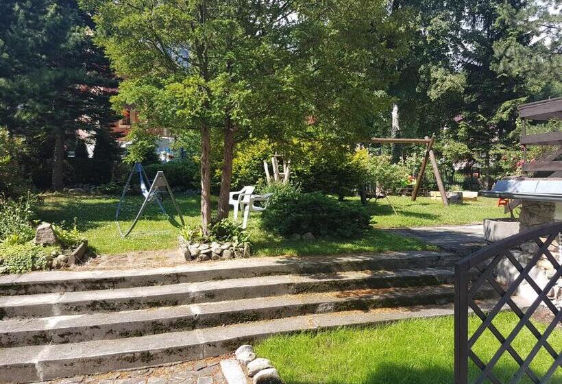 تختخواب و صبحانه Willa Grafit