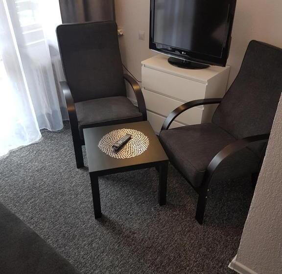 تختخواب و صبحانه Willa Grafit