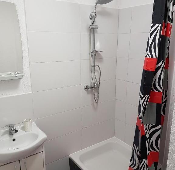 Bed and Breakfast Willa Grafit