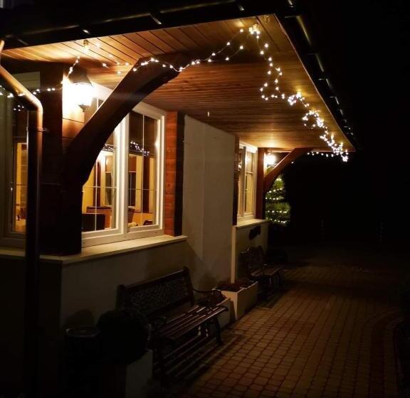 تختخواب و صبحانه Willa Kazimiera