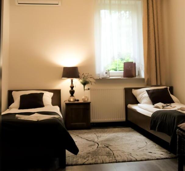 تختخواب و صبحانه Willa Kazimiera