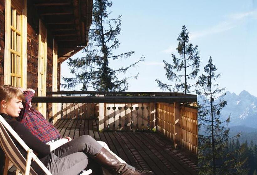 تختخواب و صبحانه Willa Litka