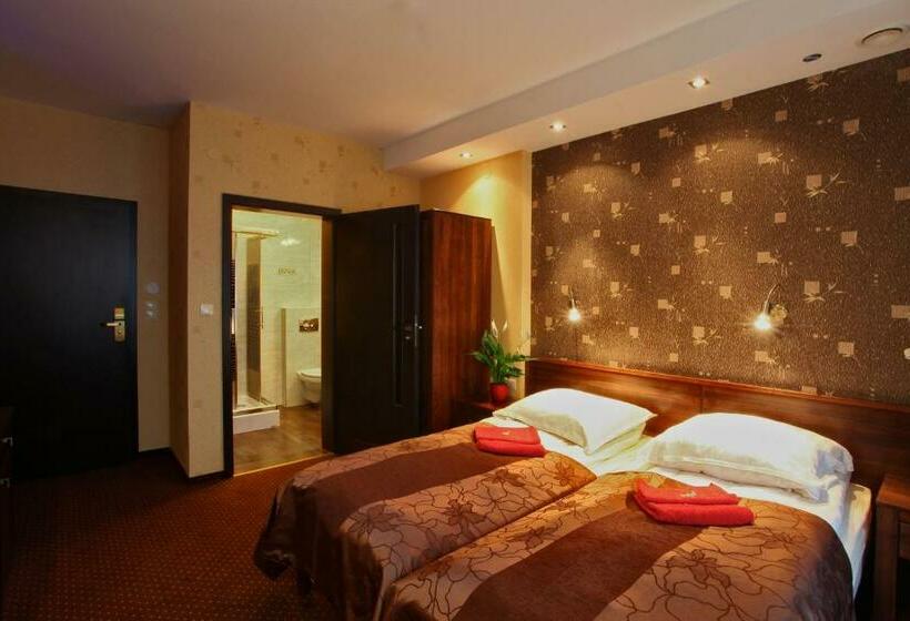 تختخواب و صبحانه Willa Magnolia