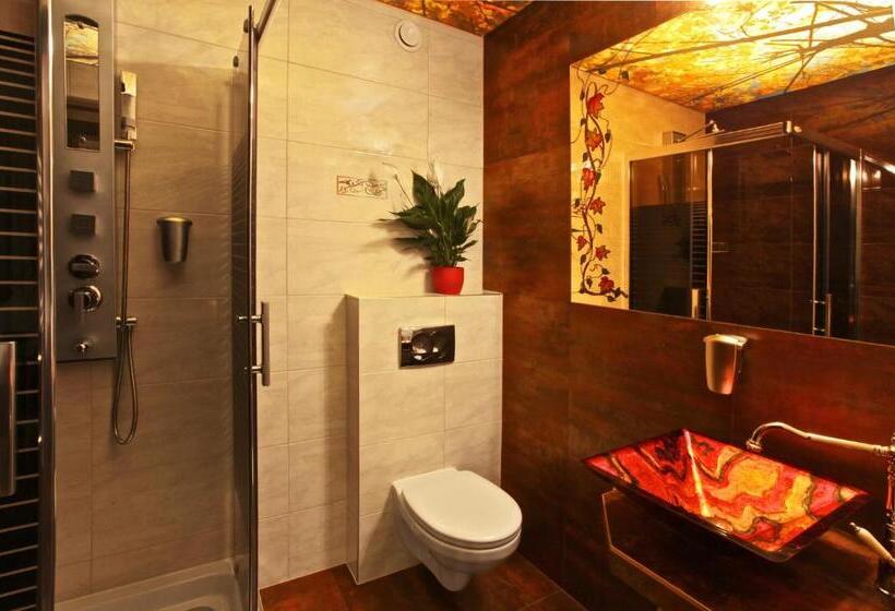 تختخواب و صبحانه Willa Magnolia