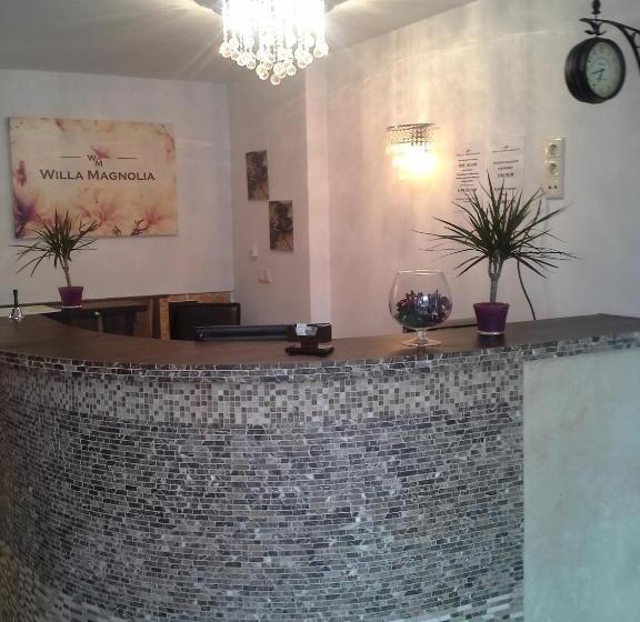 تختخواب و صبحانه Willa Magnolia