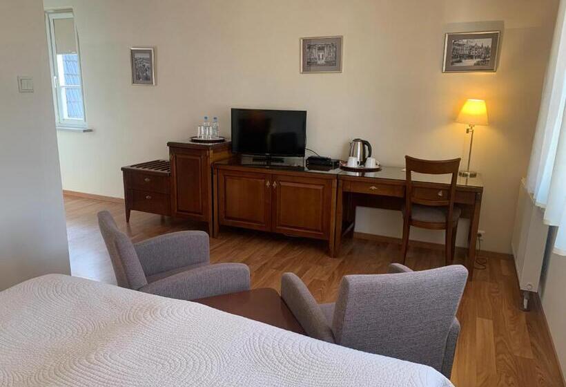 مبيت وإفطار Willa Marea