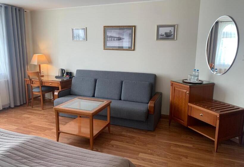 مبيت وإفطار Willa Marea