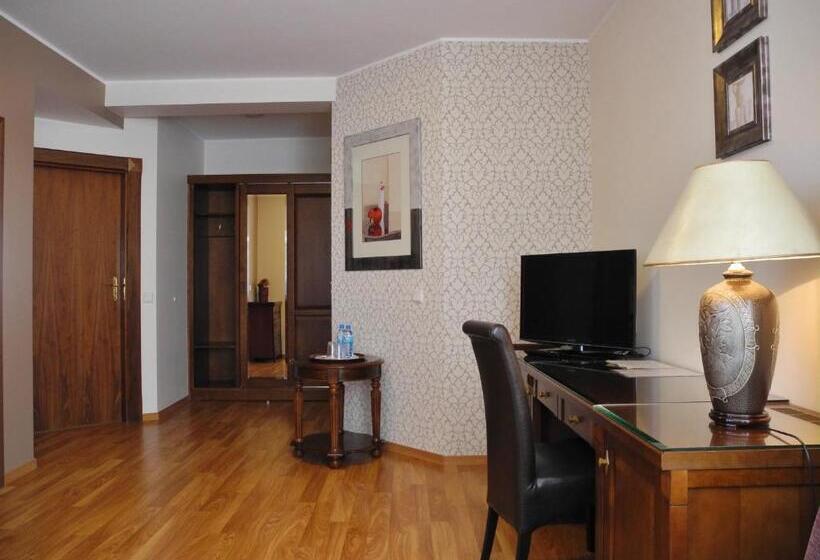 مبيت وإفطار Willa Marea