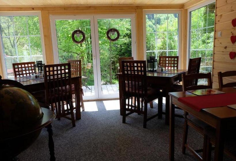 تختخواب و صبحانه Willa Pod Aniołem