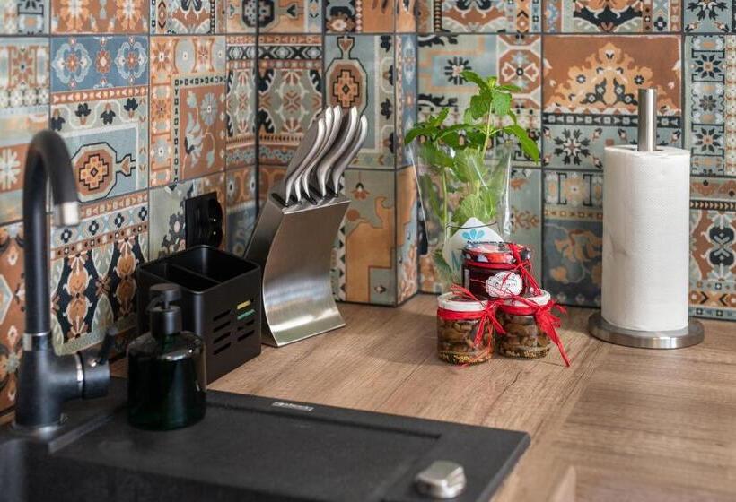 تختخواب و صبحانه Willa Regle