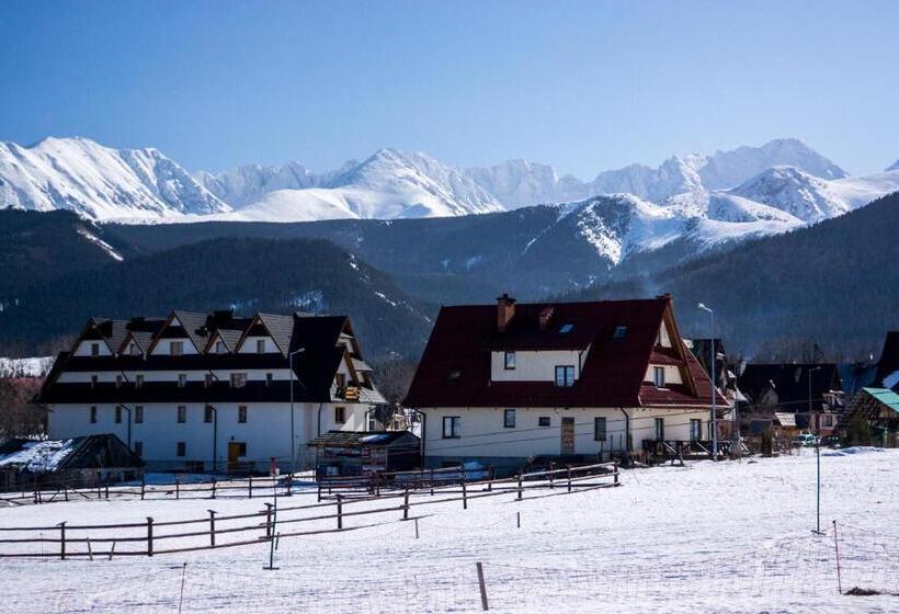 צימר Willa Swoboda Garden Spa