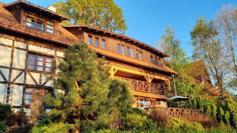 צימר Willa Szara Sowa