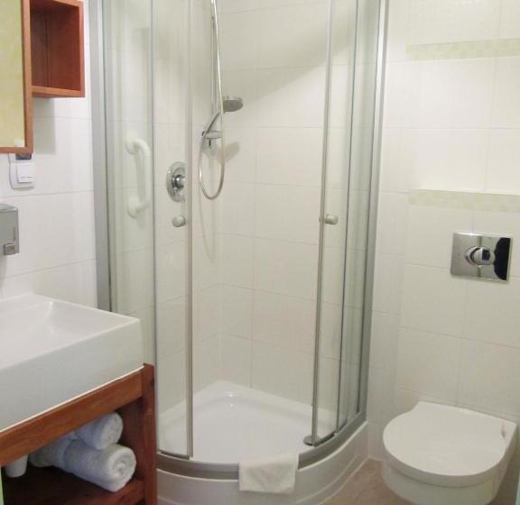 مبيت وإفطار Willa W Ogrodzie