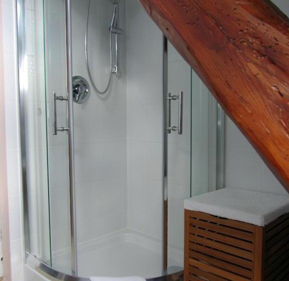 مبيت وإفطار Willa W Ogrodzie