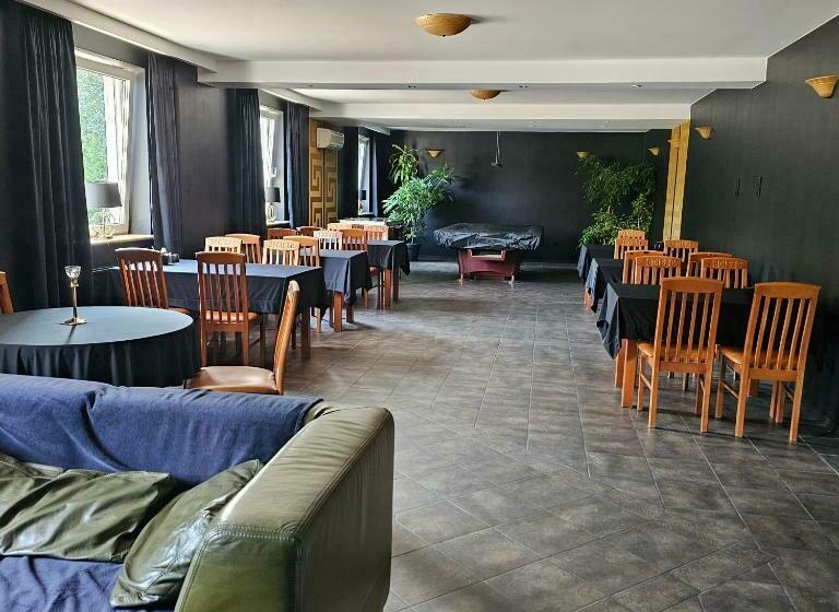 تختخواب و صبحانه Zacisze