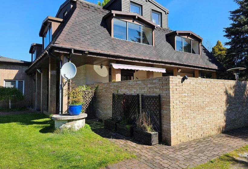 تختخواب و صبحانه Zacisze