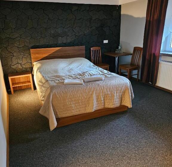 تختخواب و صبحانه Zacisze