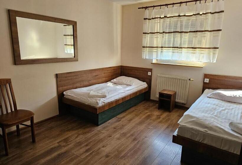 تختخواب و صبحانه Zacisze